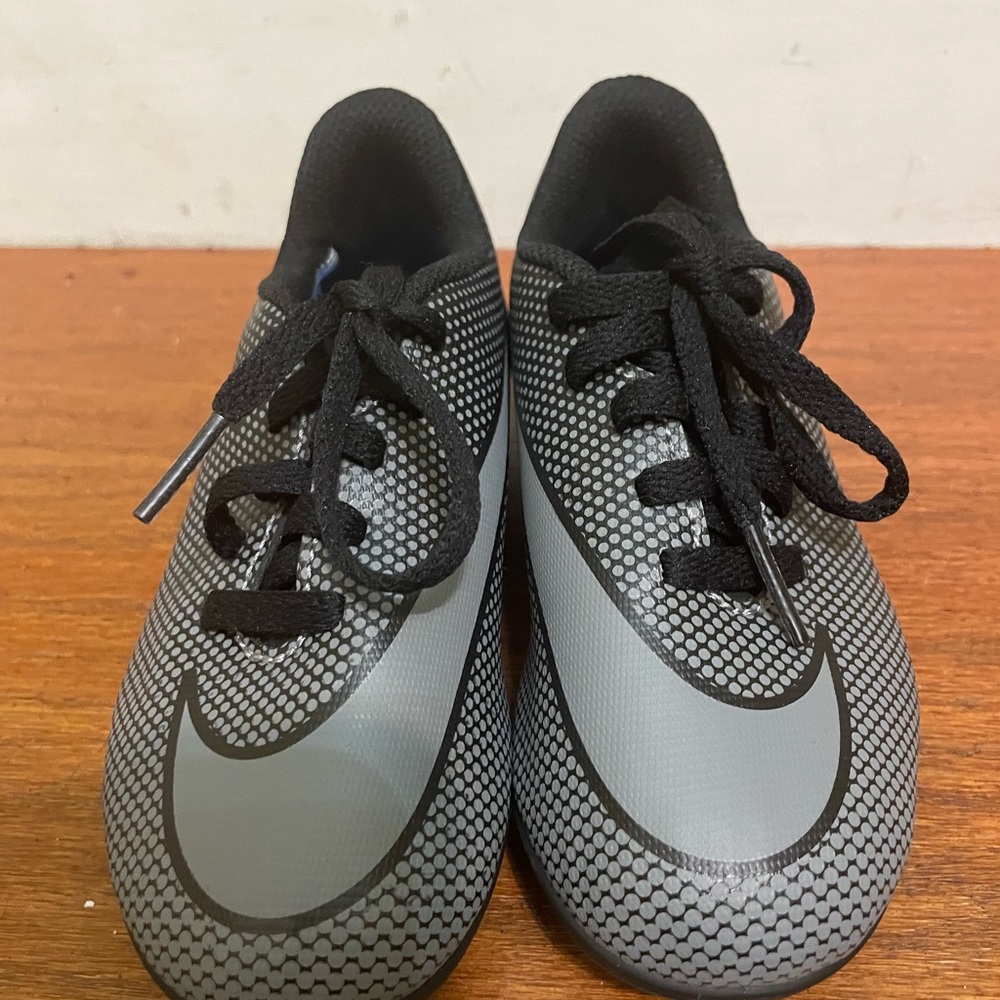 NIKE (little boys) cleats - brand new